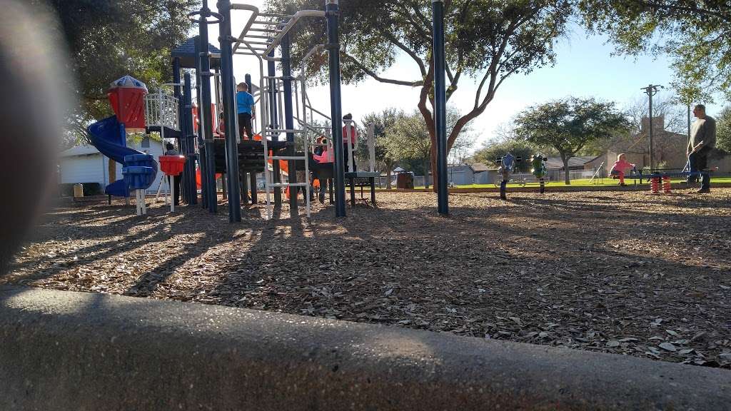 Stein Family Park | 9740 Braes Bayou Dr, Houston, TX 77074, USA | Phone: (281) 496-2177