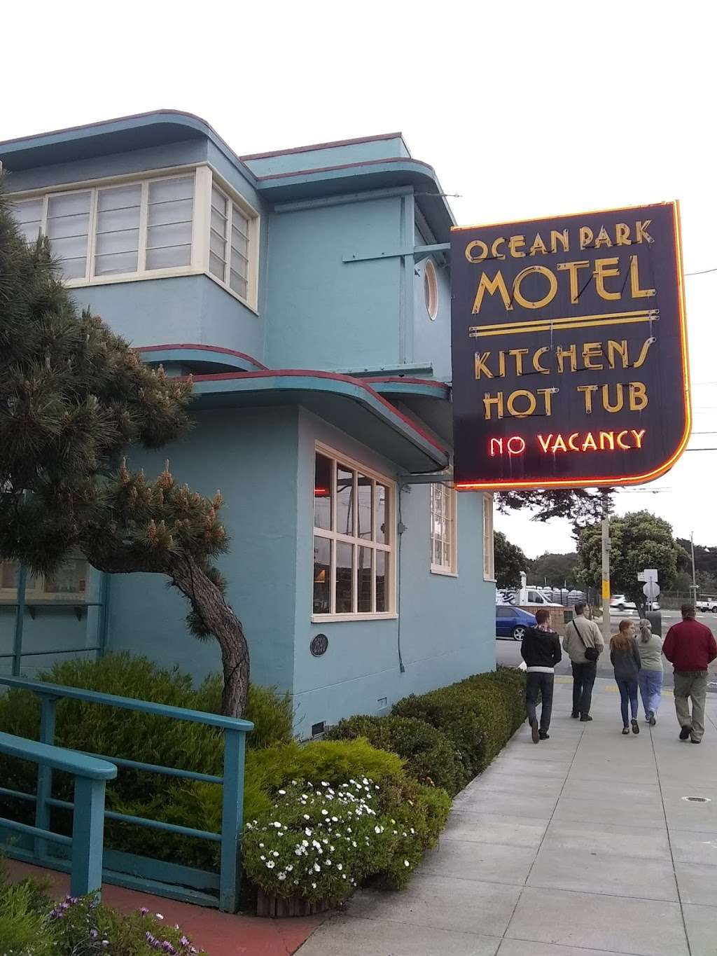 Ocean Park Motel | 2690 46th Ave, San Francisco, CA 94116, USA | Phone: (415) 566-7020