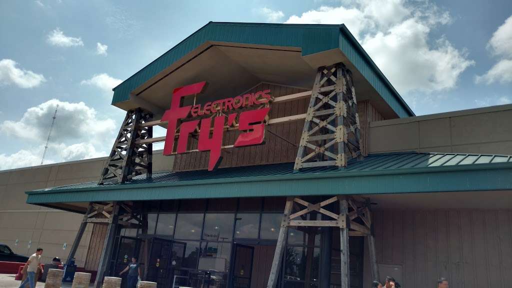 Frys Electronics | 10241 N Fwy Service Rd, Houston, TX 77037, USA | Phone: (281) 931-2200