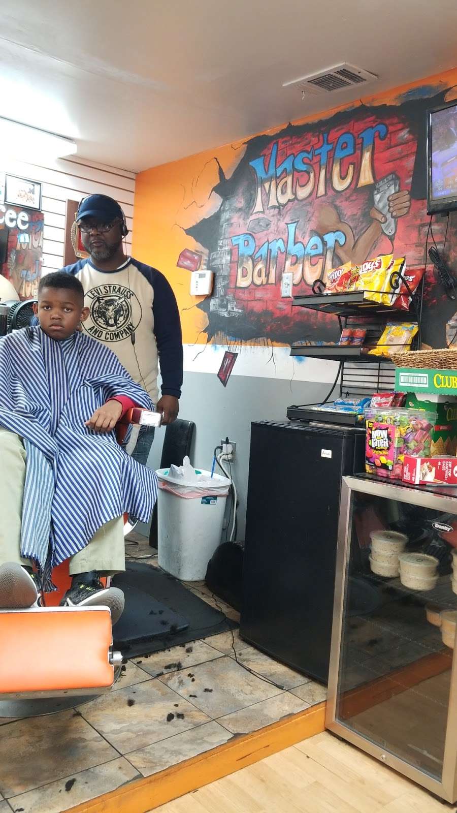 Classic Barber Shop | 8128 S Polk St, Dallas, TX 75232 | Phone: (972) 224-3410