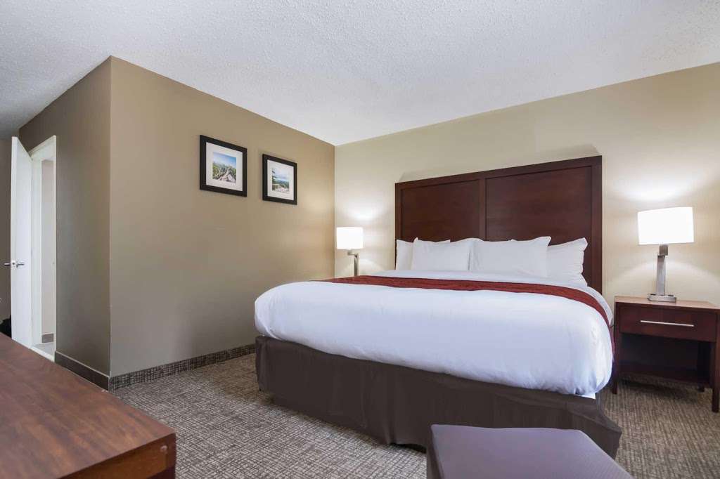 Comfort Inn | 106 Holiday Inn Dr, Kings Mountain, NC 28086 | Phone: (704) 739-2544