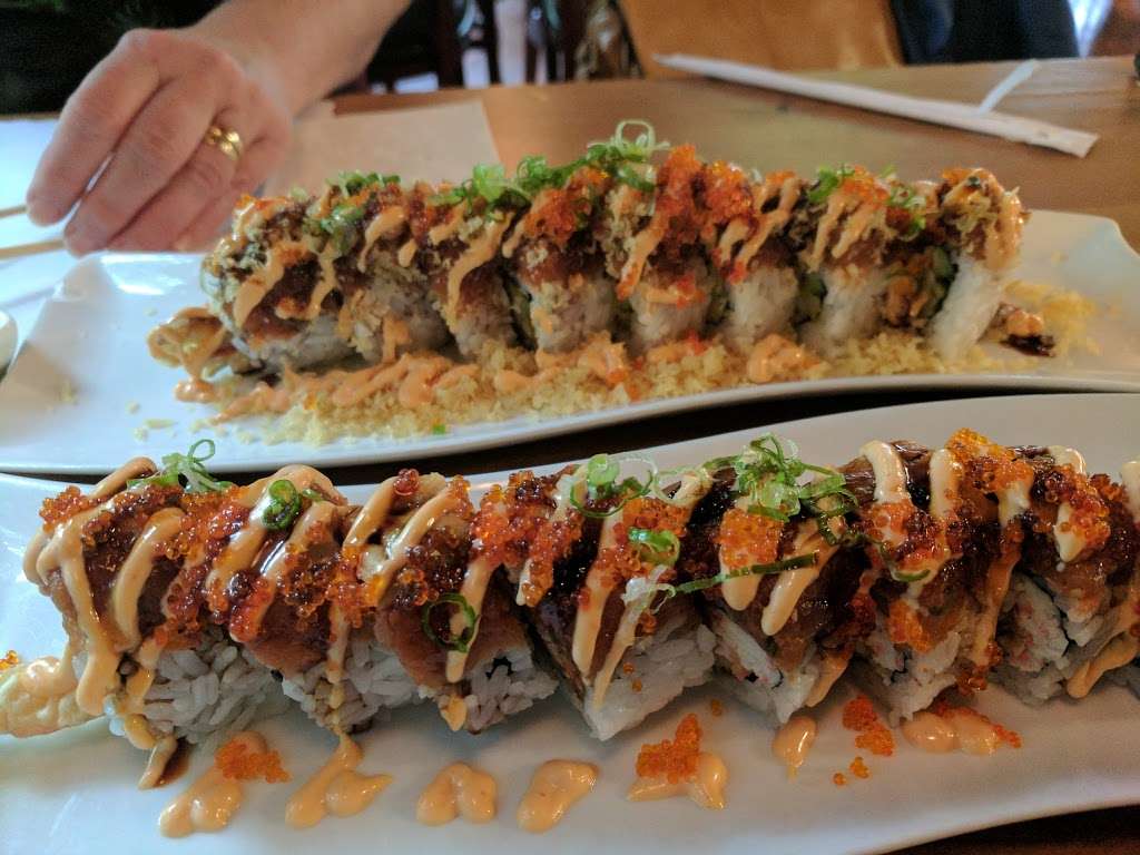 Taes Edo Sushi Bar | 13271 CA-9, Boulder Creek, CA 95006, USA | Phone: (831) 338-2099