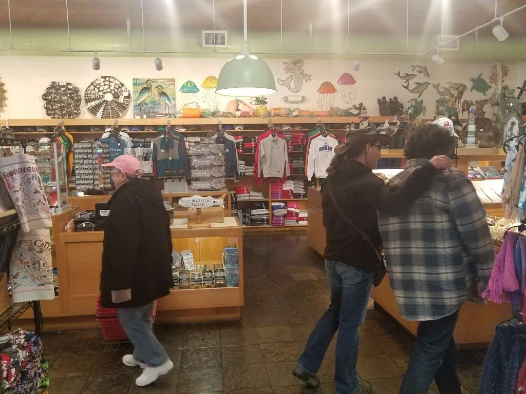 Tides Gift Shop | 835 CA-1, Bodega Bay, CA 94923, USA | Phone: (707) 875-3755