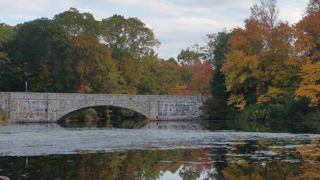 Redwing Bay | Fisher St, Needham, MA 02492, USA