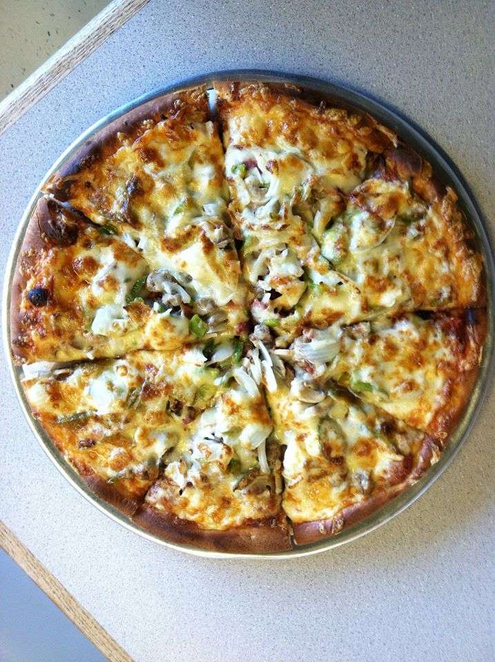 Georgios House of Pizza | 105 Main St #5, Carver, MA 02330, USA | Phone: (508) 866-3919