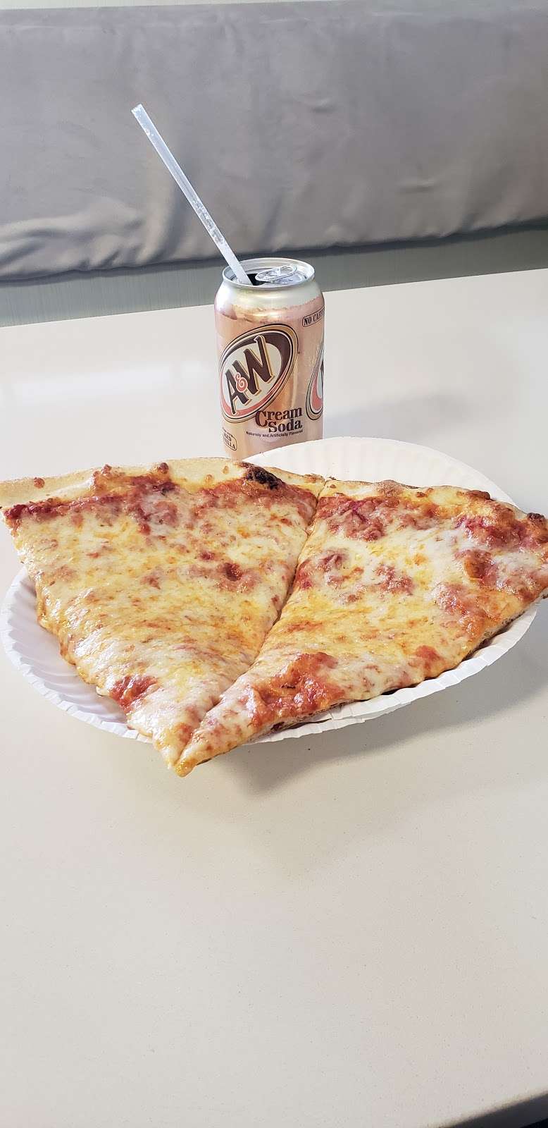Leos Pizza | 4065 Haverhill Rd, West Palm Beach, FL 33417, USA | Phone: (561) 471-4955