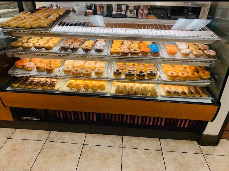 Donut Star Lake Forest | 22331 El Toro Rd Suite D, Lake Forest, CA 92630, USA | Phone: (949) 523-0006