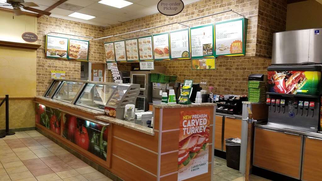 Subway Restaurants | 13783 W Tollway Oasis Srv Rd, Lake Forest, IL 60045 | Phone: (224) 532-8510