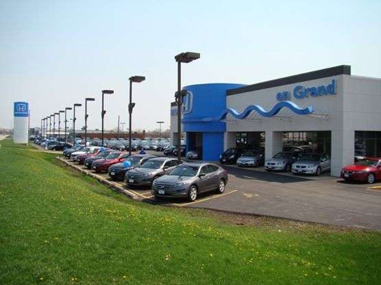 Honda On Grand | 300 W Grand Ave, Elmhurst, IL 60126, USA | Phone: (630) 833-7700