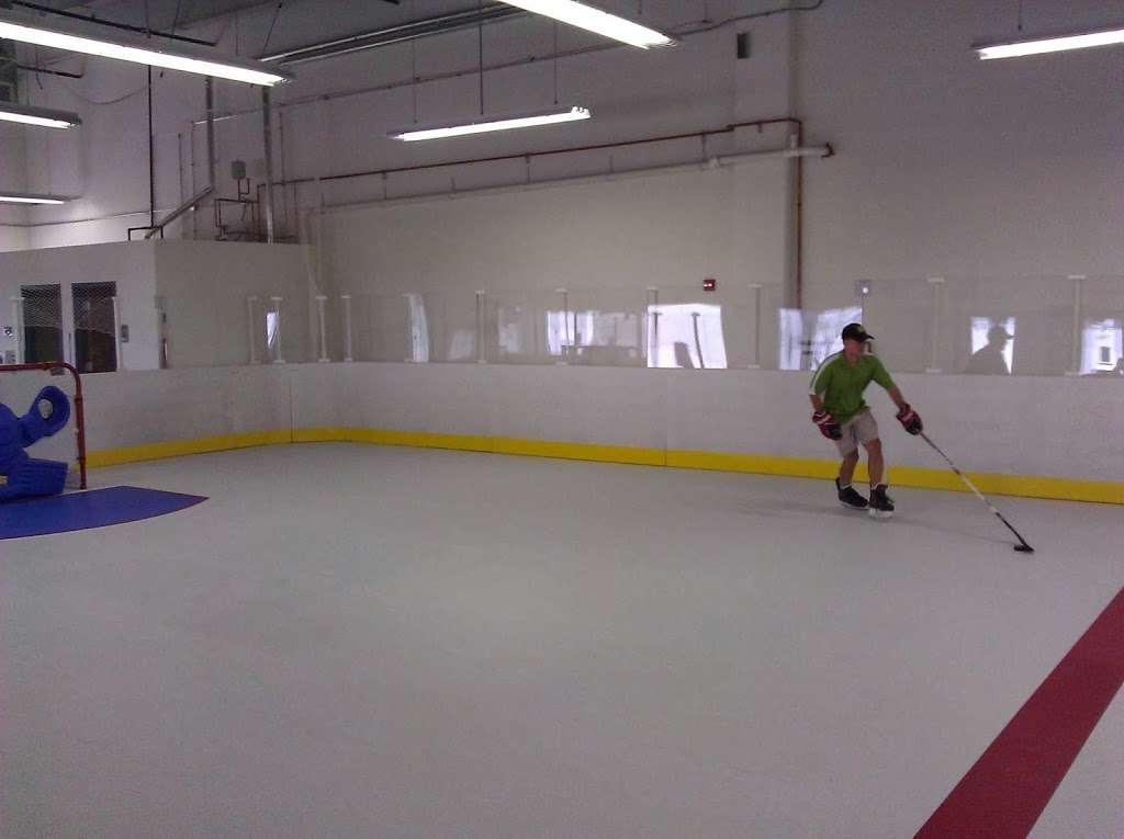 Jet Hockey Training Arena | 1820 Pickwick Ave, Glenview, IL 60026, USA | Phone: (847) 730-5529