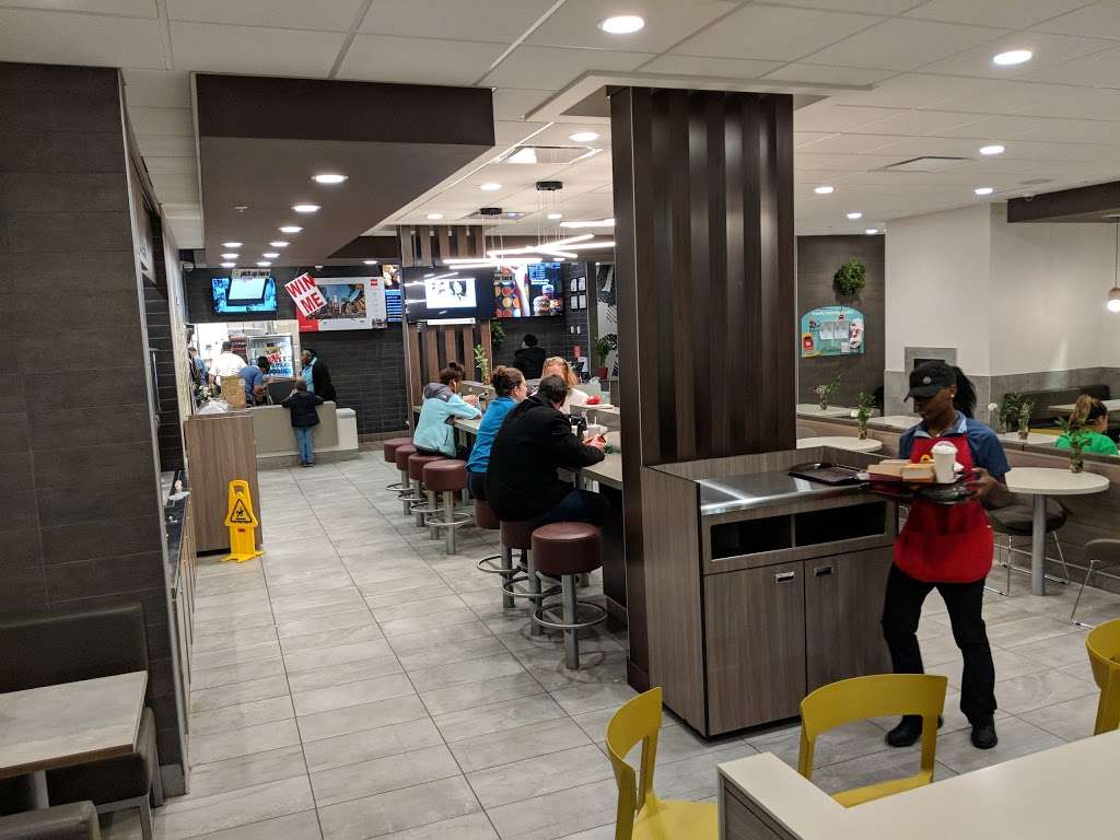 McDonalds | 31 Providence Hwy, Norwood, MA 02062 | Phone: (781) 352-4414