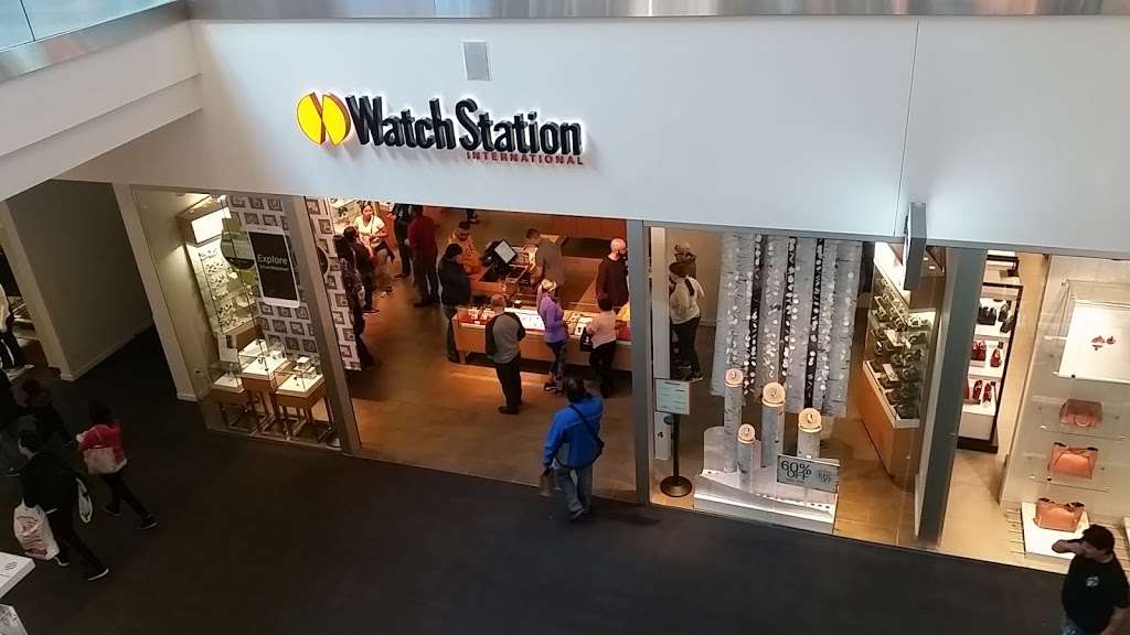 Watch Station International Outlet | 651 Kapkowski Drive, 1408, Elizabeth, NJ 07201, USA | Phone: (908) 353-8162