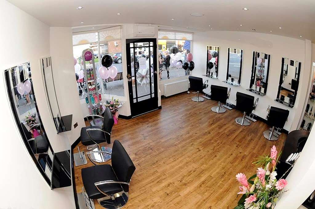 LAURENLOUISE | 19 Forest Dr, Theydon Bois, Epping CM16 7EX, UK | Phone: 01992 814888