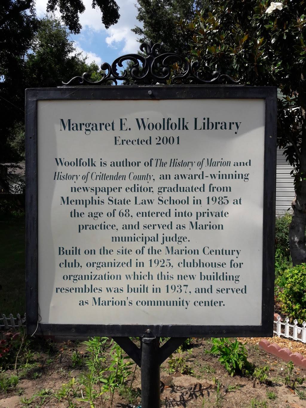 Woolfolk Public Library | 100 N Currie St, Marion, AR 72364, USA | Phone: (870) 739-3238