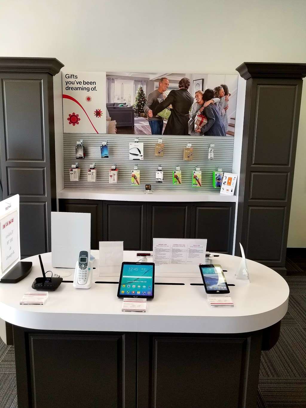 Verizon Authorized Retailer / RW - Boyertown, Pa | 801 E Philadelphia Ave, Boyertown, PA 19512, USA | Phone: (484) 415-7094