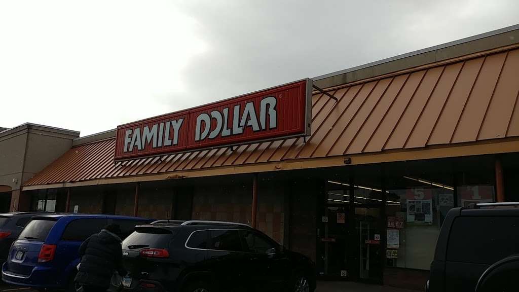 Family Dollar | 326 N Independence Blvd, Romeoville, IL 60446, USA | Phone: (815) 886-3914