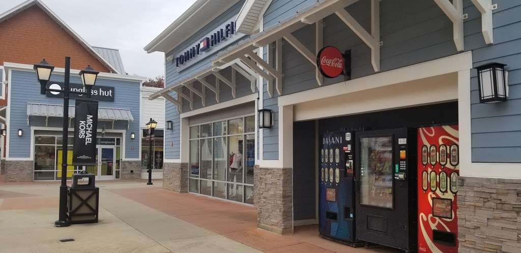 Merrell | 80 Premium Outlets Blvd #737, Merrimack, NH 03054, USA | Phone: (603) 429-0904