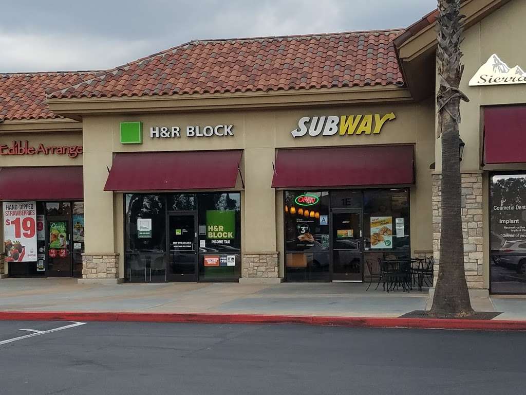 Subway Restaurants | 11201 Sierra Ave, Fontana, CA 92335, USA | Phone: (909) 427-1801
