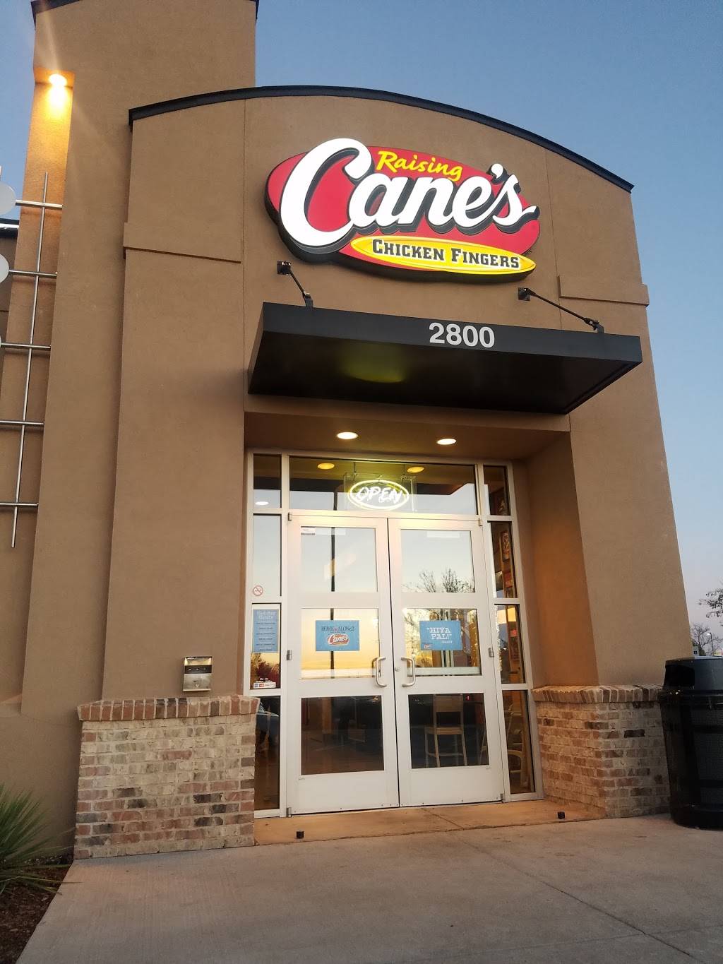 Raising Canes Chicken Fingers | 2800 S. Airport Depot Blvd, Midwest City, OK 73110, USA | Phone: (405) 869-7127