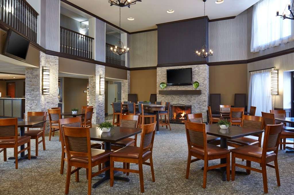 Homewood Suites by Hilton Chicago-Lincolnshire | 10 Westminster Way, Lincolnshire, IL 60069 | Phone: (847) 945-9300