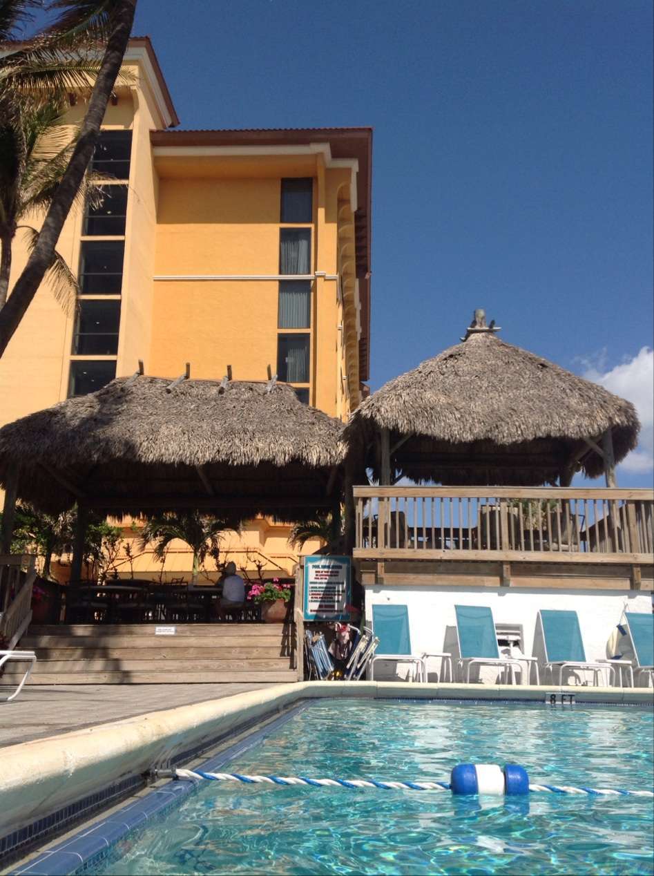 Sunrider Beach Resort | 100 NE 20th Terrace, Deerfield Beach, FL 33441, USA | Phone: (954) 427-7900