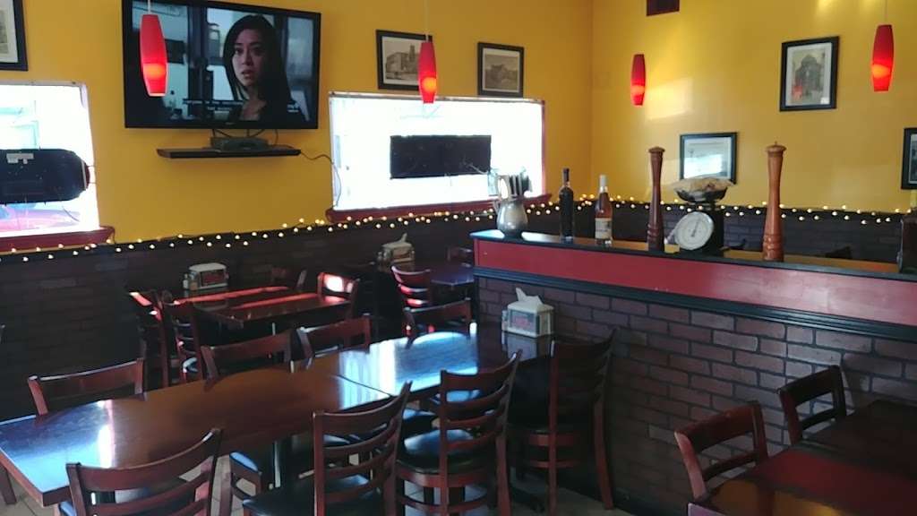 Franicos Pizzeria | 302 Pennsylvania Ave, Matamoras, PA 18336 | Phone: (570) 491-5801