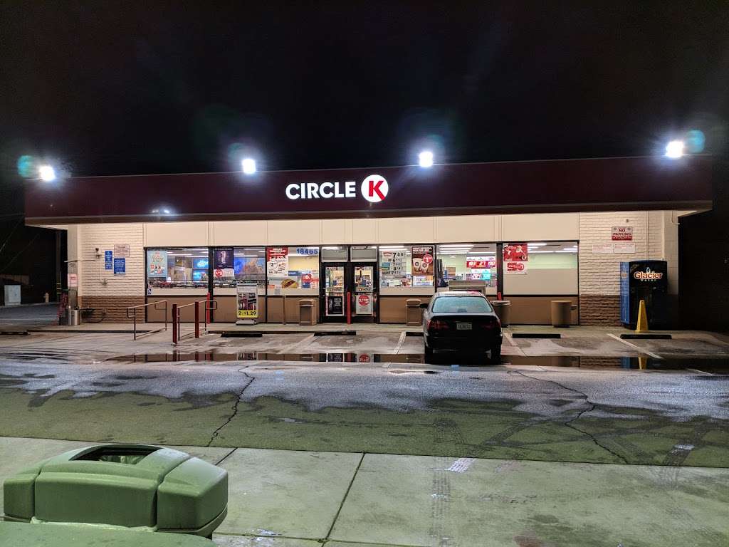 Circle K | 18465 CA-18, Apple Valley, CA 92307, USA | Phone: (760) 242-4141