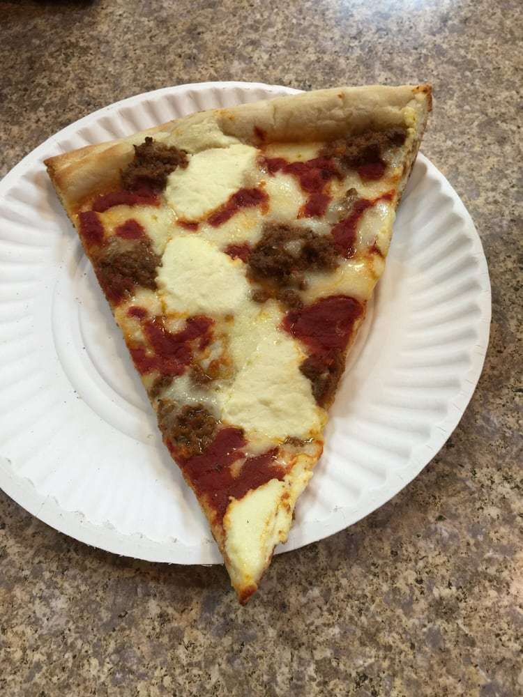 Tuscaneros Pizza | 113 Mill Plain Rd, Danbury, CT 06811, USA | Phone: (203) 791-8654