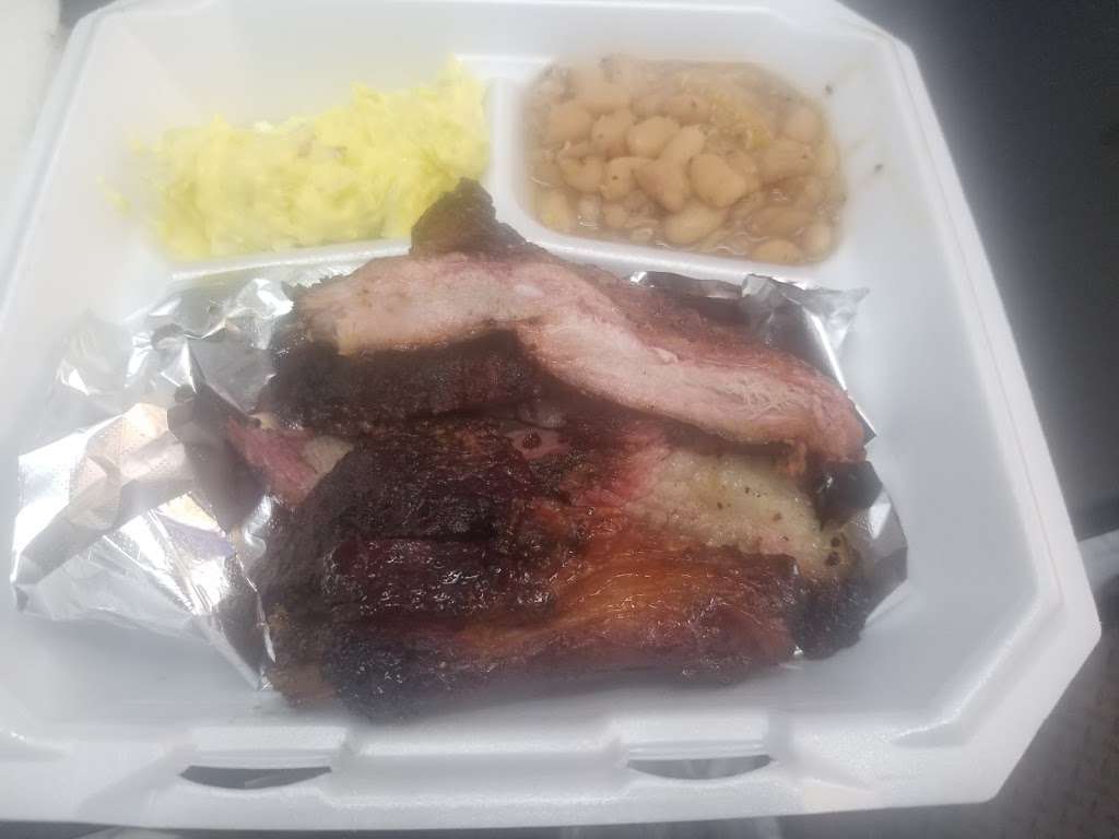 Magic Mikes BBQ | 3905 FM3009, Schertz, TX 78154, USA