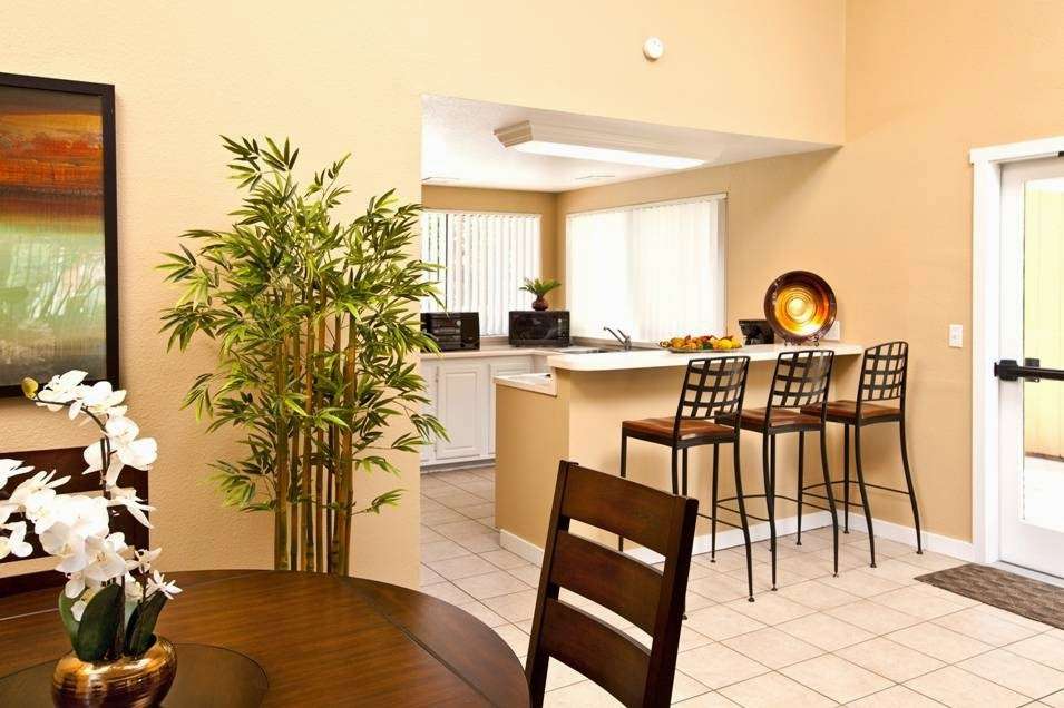 Forest Glen Apartment Community | 25092 Farthing St, Lake Forest, CA 92630, USA | Phone: (949) 768-9451