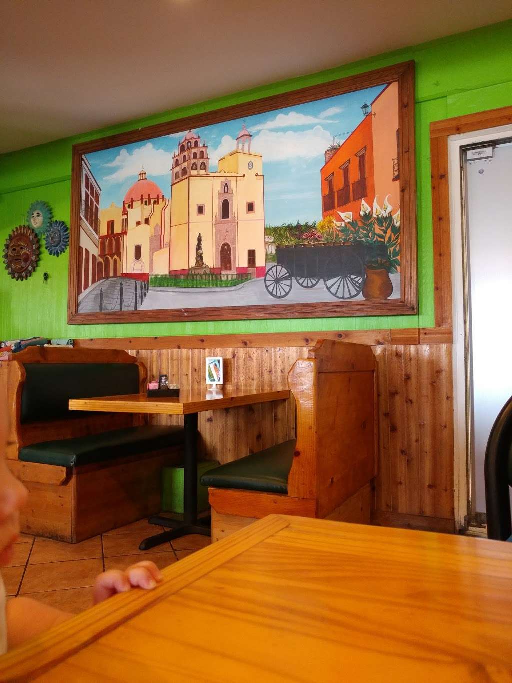 Guanajuato Mexican Restaurant | 3907 Avenue H, Rosenberg, TX 77471 | Phone: (281) 633-9042