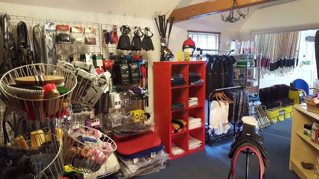 Porto Polo Racing Unit1 Carewell Barn St Piers