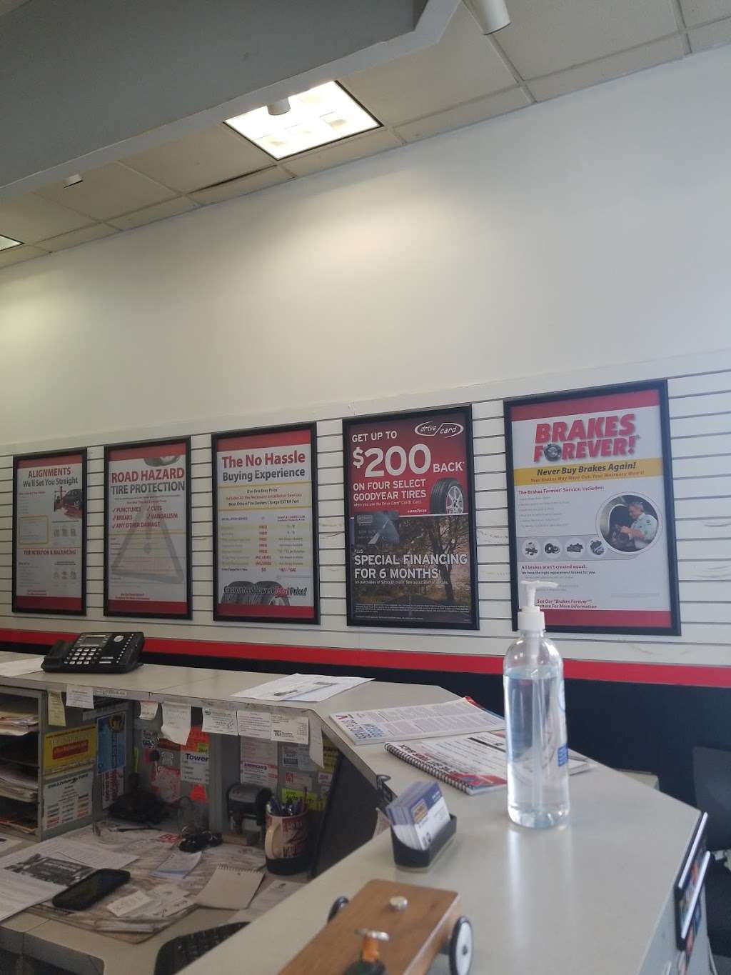 Monro Auto Service And Tire Centers | 348 Daniel Webster Hwy, Merrimack, NH 03054, USA | Phone: (603) 397-3709