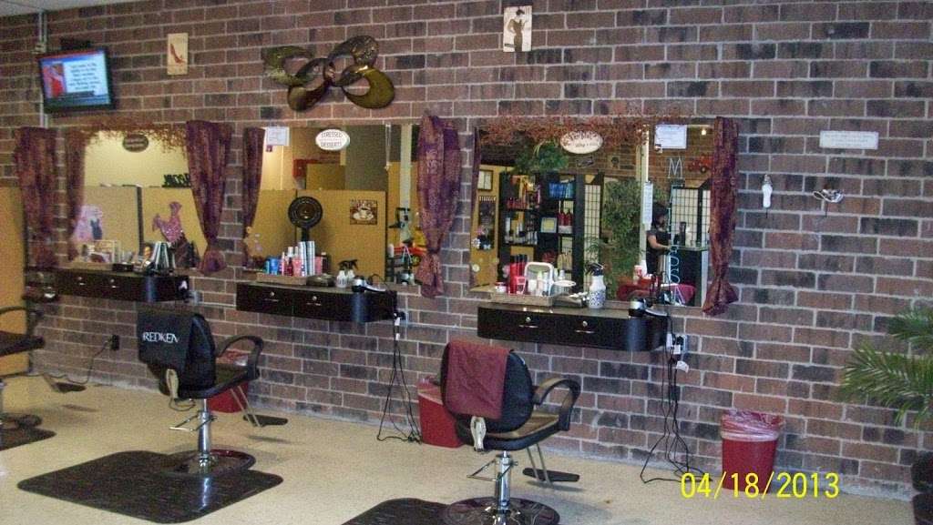 Haircuts by Luisa | 4705 NW Gateway Ave, Riverside, MO 64150, USA | Phone: (816) 746-3802