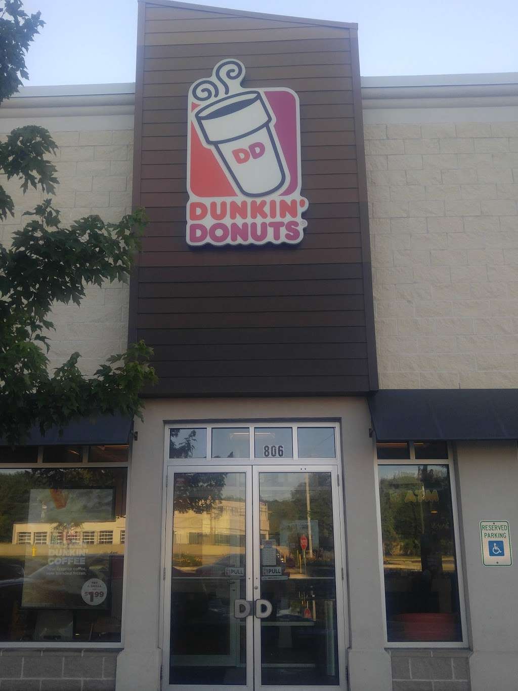 Dunkin Donuts | 806 Providence Hwy, Dedham, MA 02026, USA | Phone: (781) 686-9890