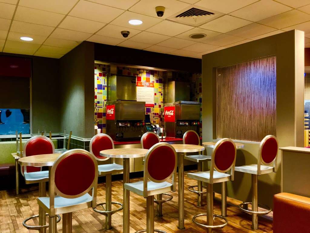 McDonalds | 13 E Northbrook Dr, Dwight, IL 60420, USA | Phone: (815) 584-9008