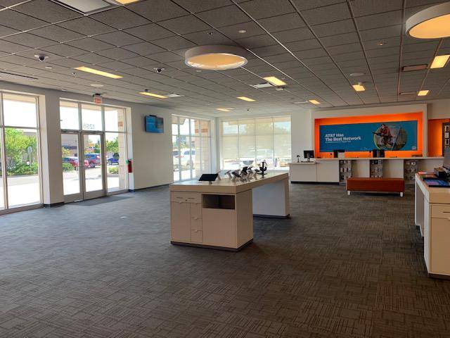 AT&T Store | 1255 E 2nd St, Edmond, OK 73034, USA | Phone: (405) 844-4408