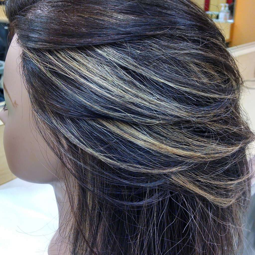 Salon on Central | 5462 Central Florida Pkwy, Orlando, FL 32821, USA | Phone: (407) 239-1700