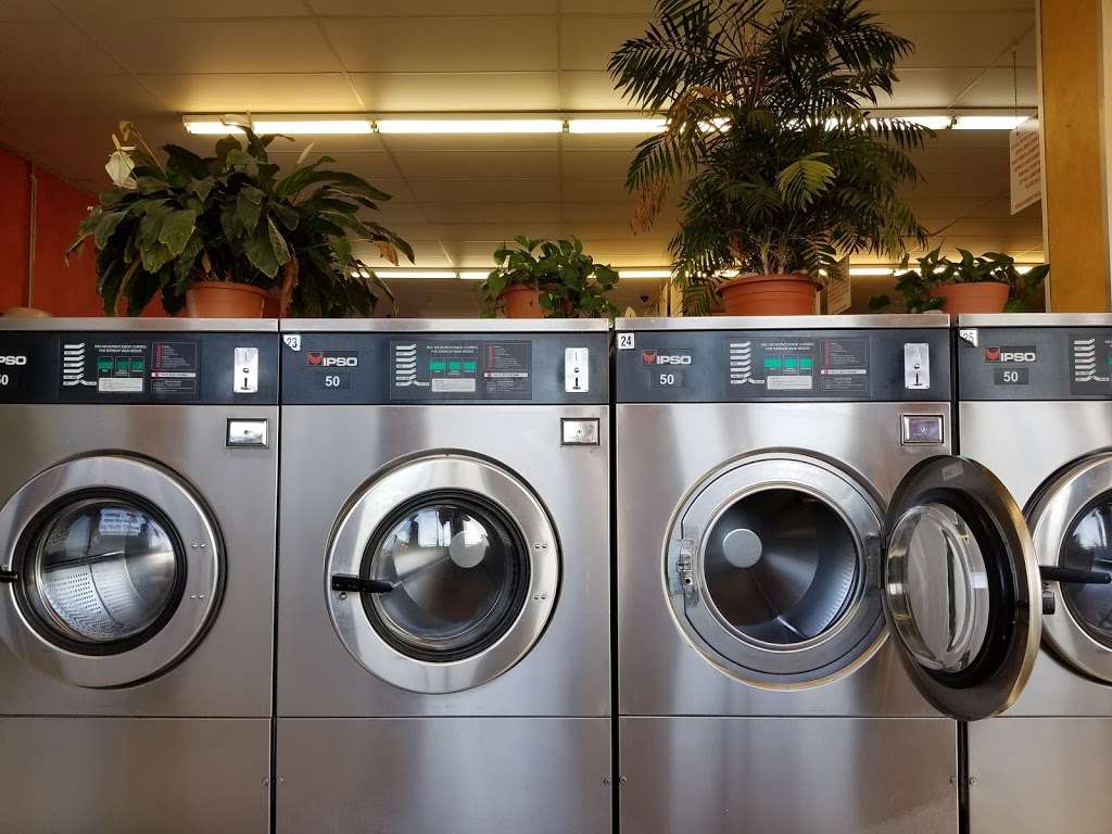 Laundromat of Rialto | 945 W Foothill Blvd, Rialto, CA 92376, USA