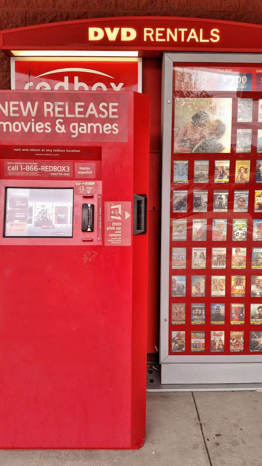 Redbox | 907 S Chapel St, Newark, DE 19713, USA | Phone: (866) 733-2693