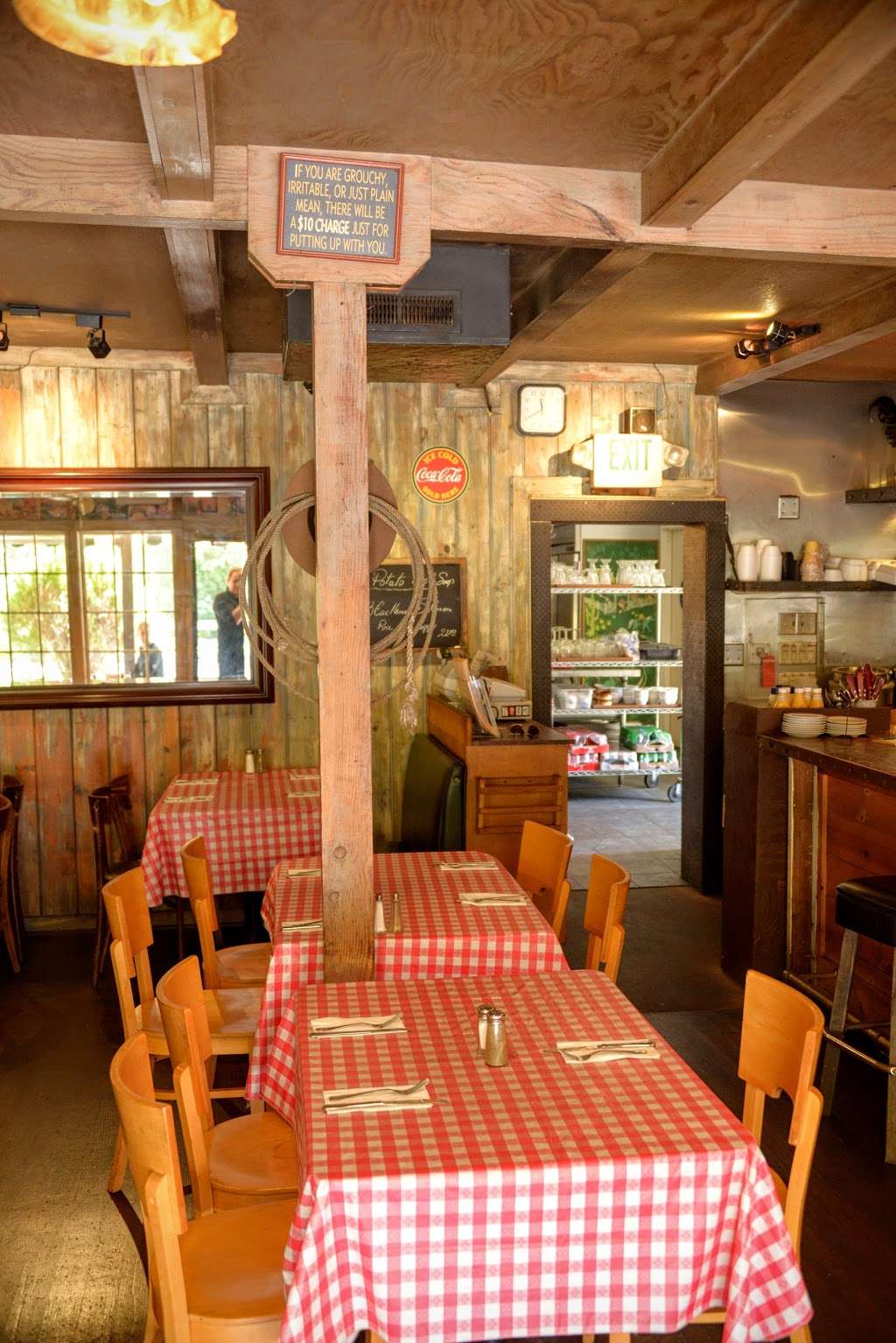 Little Store Restaurant | 3340 Woodside Rd, Woodside, CA 94062, USA | Phone: (650) 851-8110