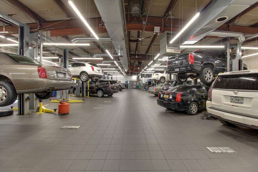 North Bay Cadillac Buick GMC Service Center | 1900 Northern Blvd, Roslyn, NY 11576, USA | Phone: (844) 334-6061