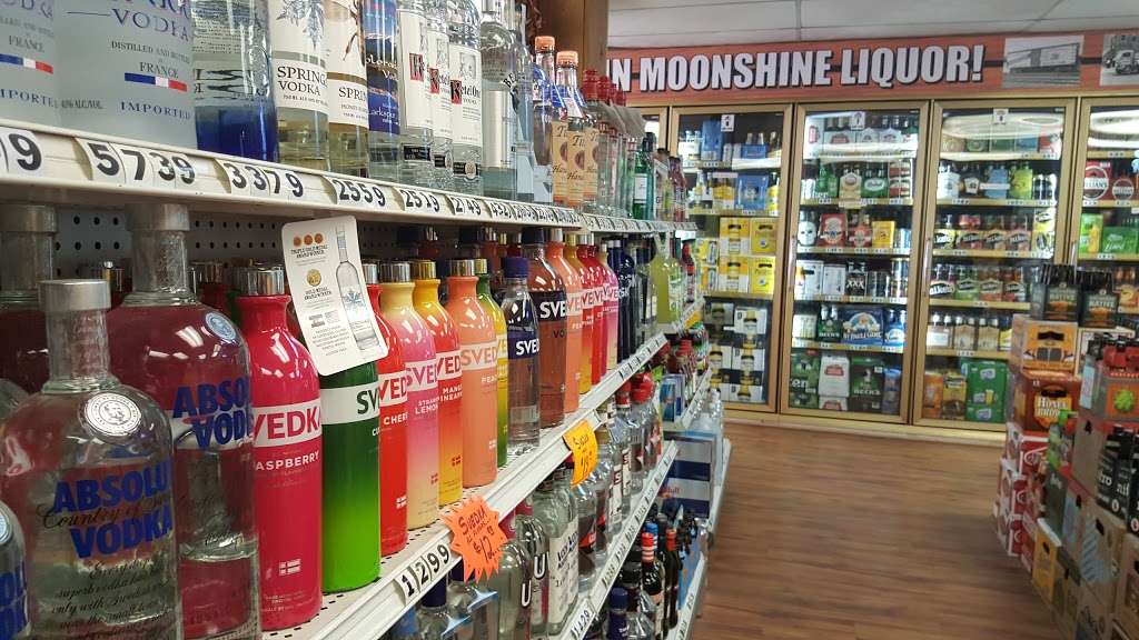 Mountain Moonshine Inc | 2812 Colorado Blvd, Idaho Springs, CO 80452, USA | Phone: (303) 567-2438