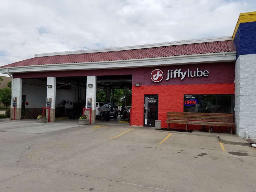 Jiffy Lube Southwest | 8100 W Crestline Ave E2, Littleton, CO 80123 | Phone: (303) 933-9319