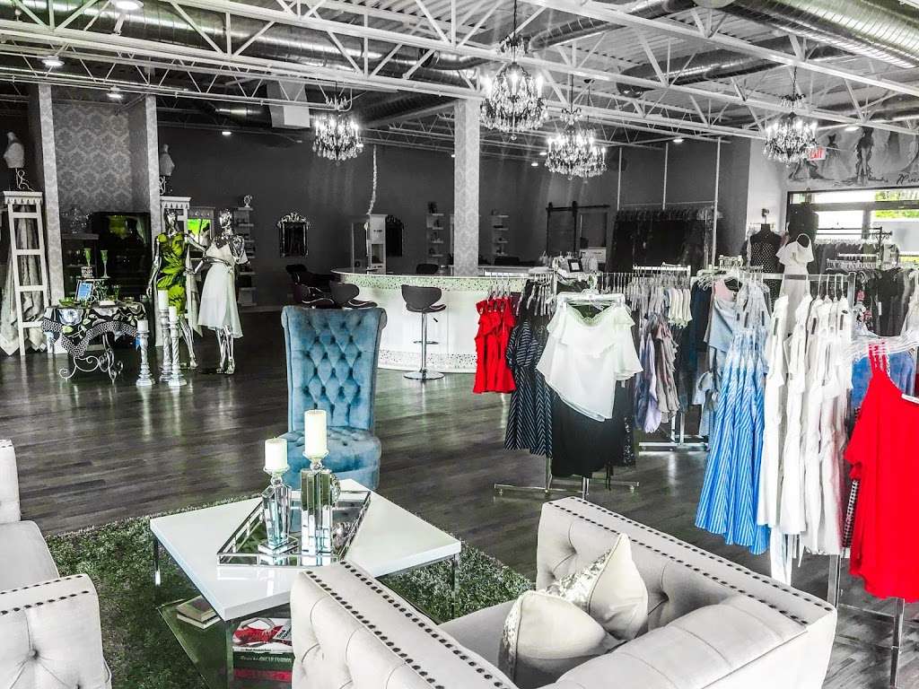 Niala Conte Boutique | 1250 W North Ave, West Chicago, IL 60185, USA | Phone: (630) 845-9500