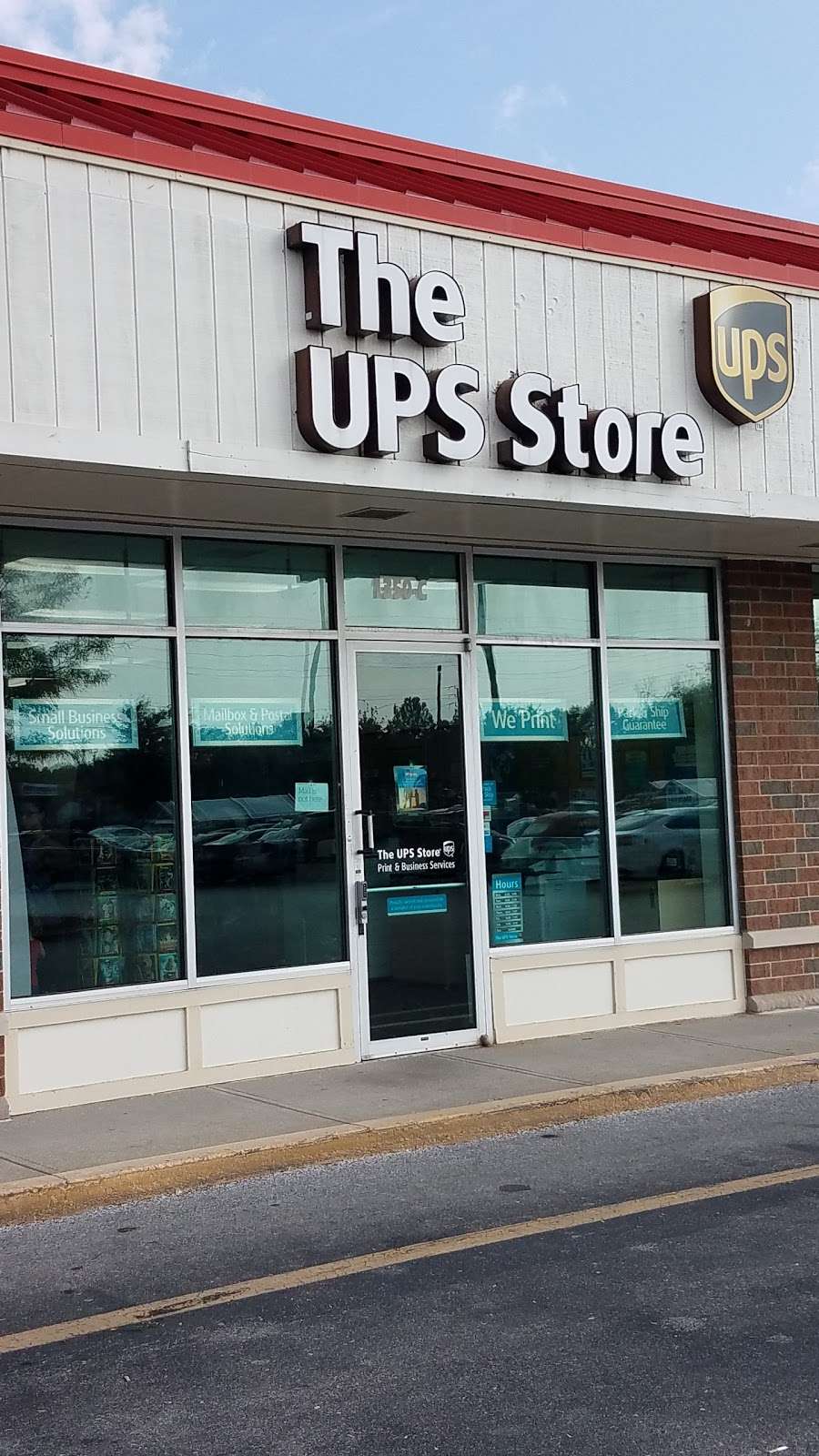 The UPS Store | 1350 W Southport Rd Ste C, Indianapolis, IN 46217 | Phone: (317) 865-9100