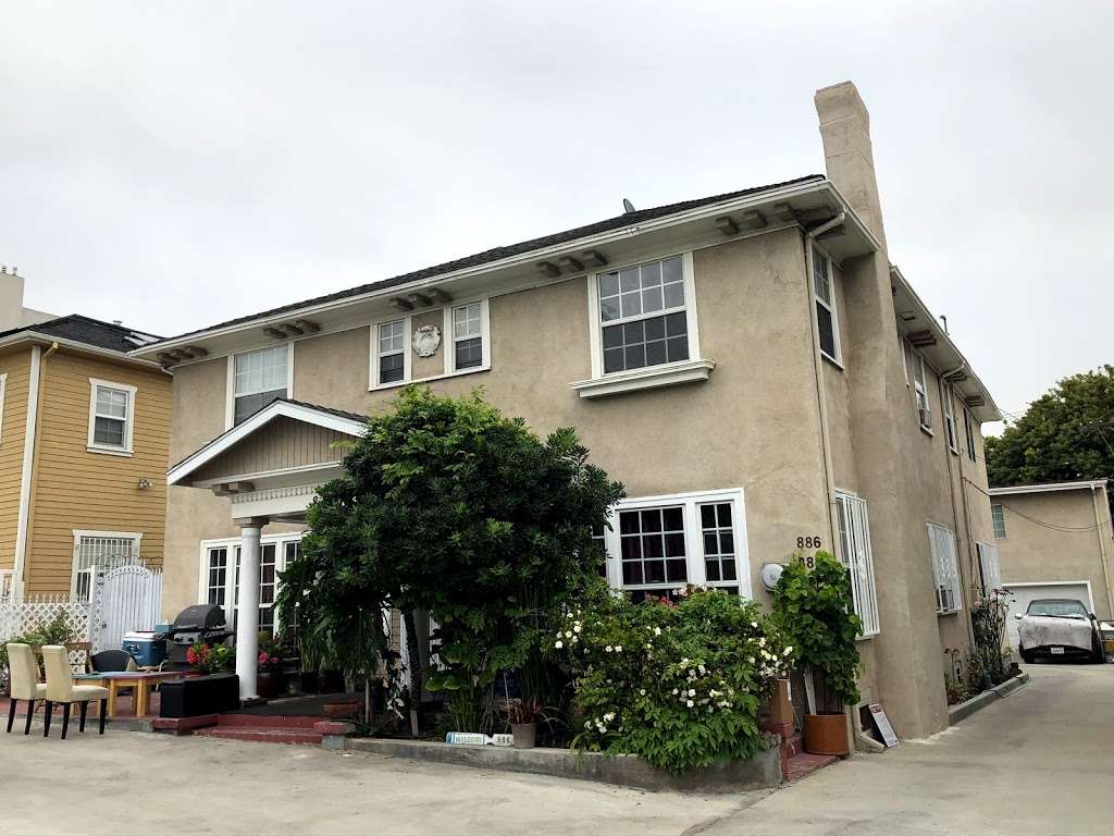 LA Marie BnB(LA Best Stay 선정 Guest House for Korean/Japanese) | 3631, 886 Crenshaw Blvd, Los Angeles, CA 90005, USA | Phone: (213) 271-4320