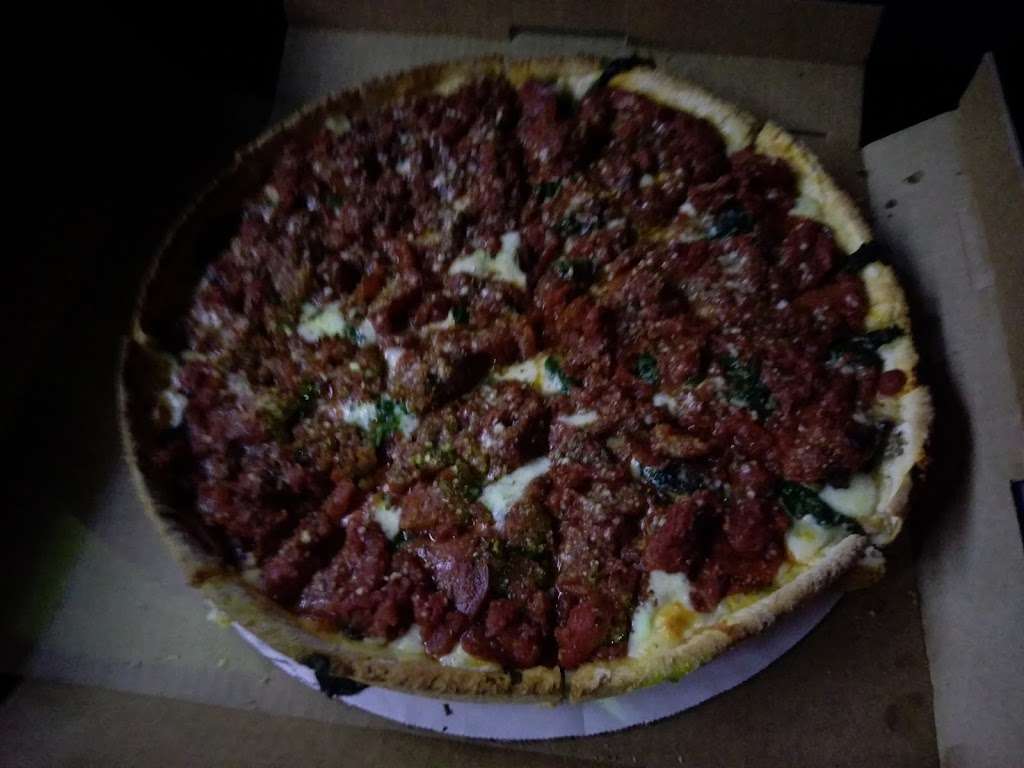 Rosatis Pizza | 360 S Division St, Harvard, IL 60033, USA | Phone: (815) 943-8100