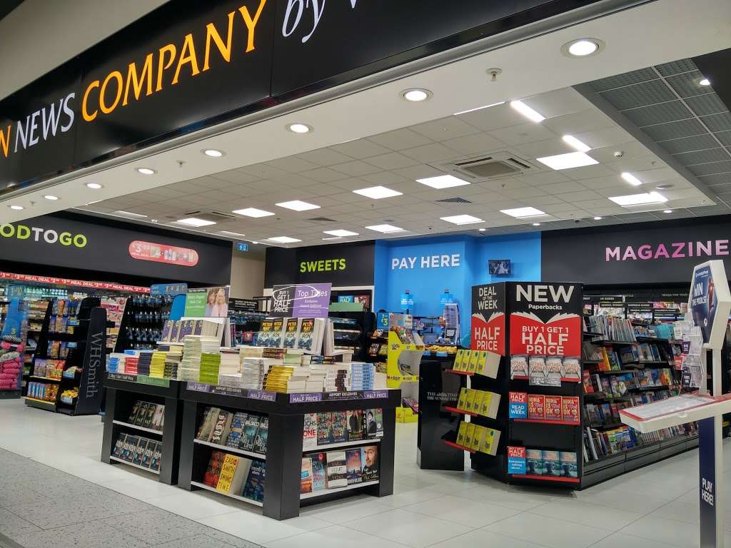 LONDON NEWS COMPANY by WHSmith | Coach Rd, Horley, Gatwick RH6 0DY, UK