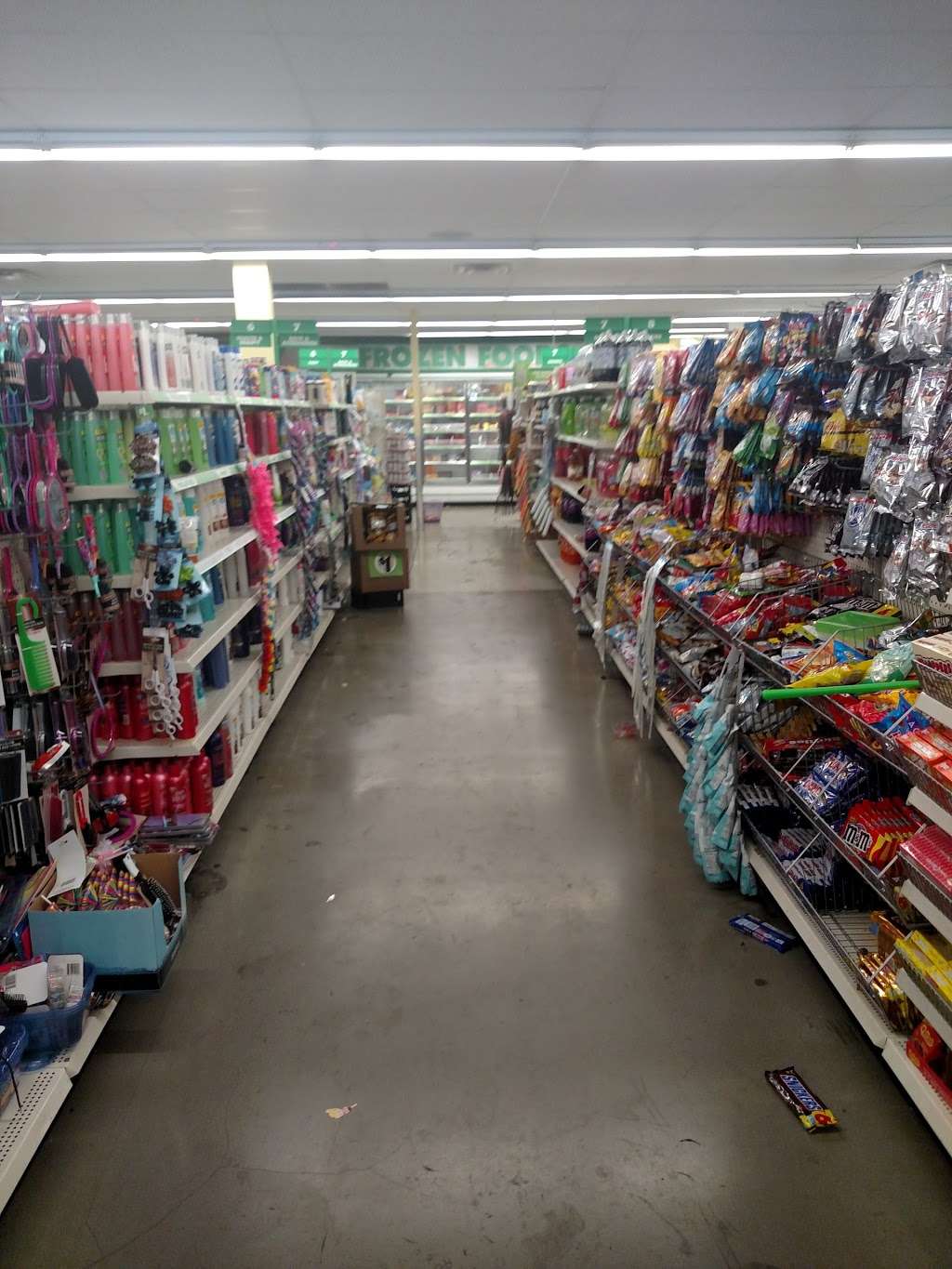 Dollar Tree | 722 W Alondra Blvd, Compton, CA 90220, USA | Phone: (310) 763-0523